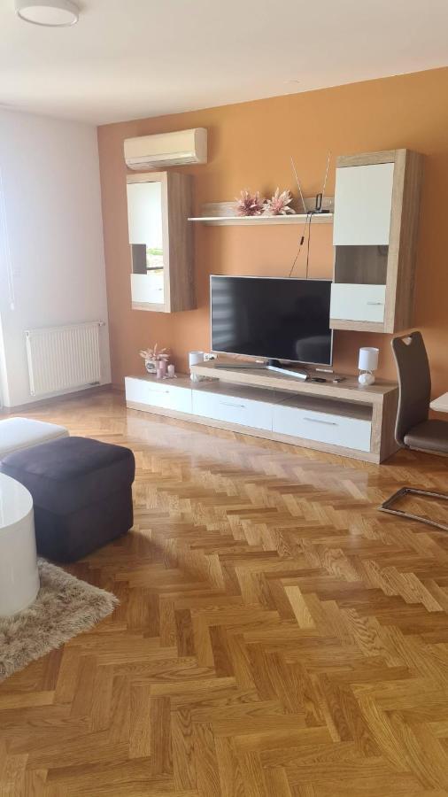 Apartmani Marcetic Slavonski Brod Dış mekan fotoğraf